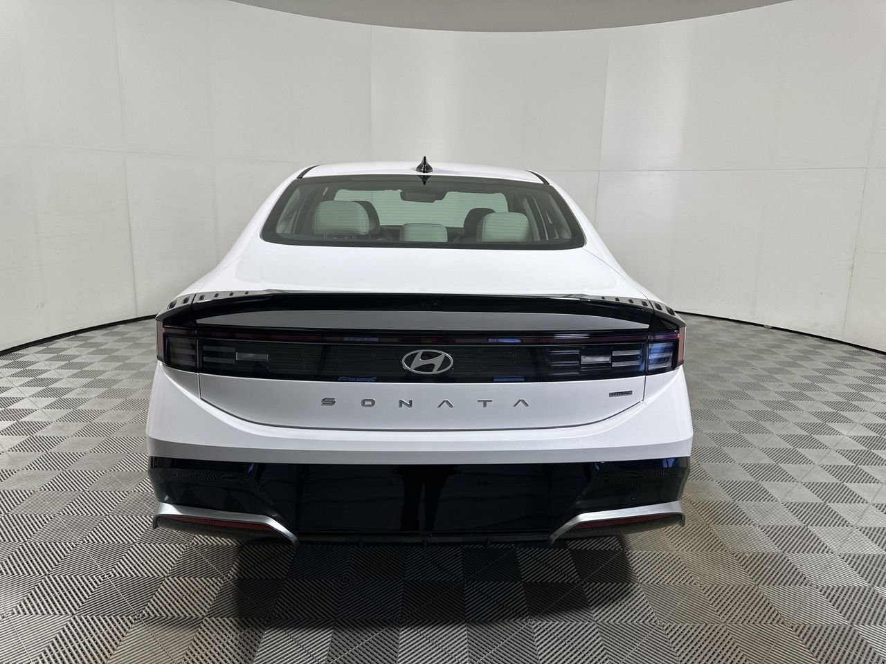 New 2026 Serenity White Hyundai SEL Sport image 6