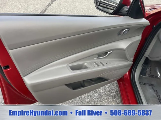 Used 2024 Red Hyundai SE image 16