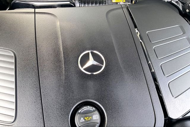 Used 2026 White Mercedes-Benz GLC 300 image 29