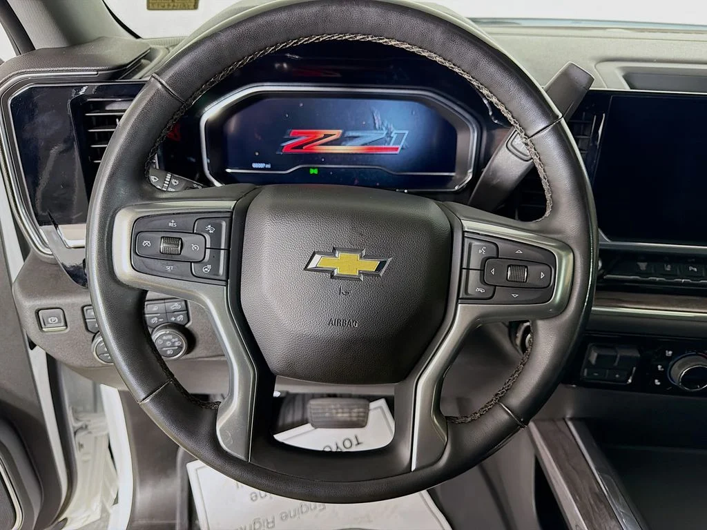 2024 Chevrolet Silverado 3500HD LTZ - Photo 13