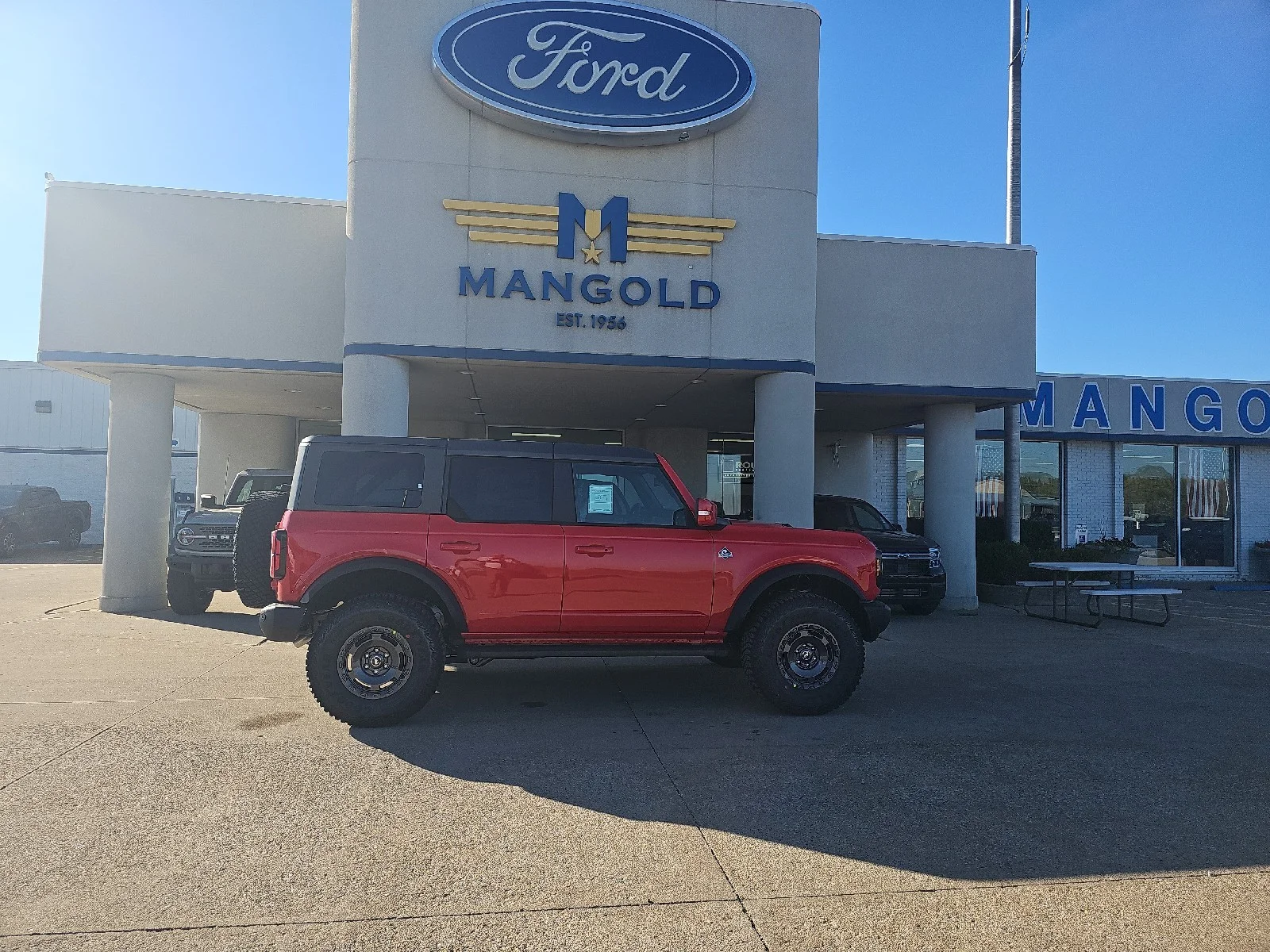 2024 Ford Bronco Outer Banks 4x4's photo