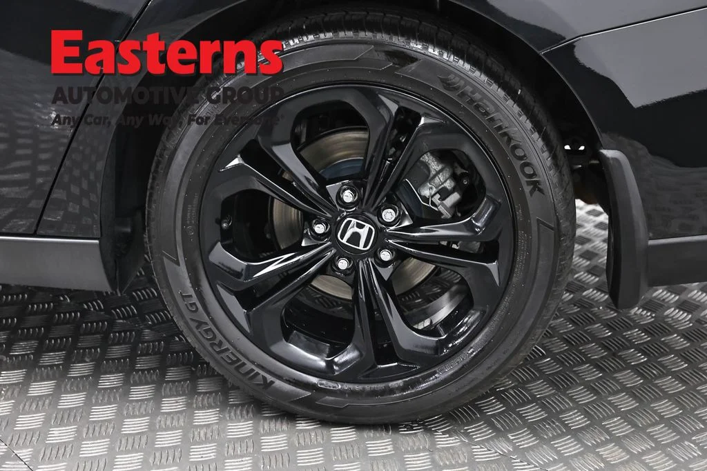Used 2025 Black Honda SE image 32
