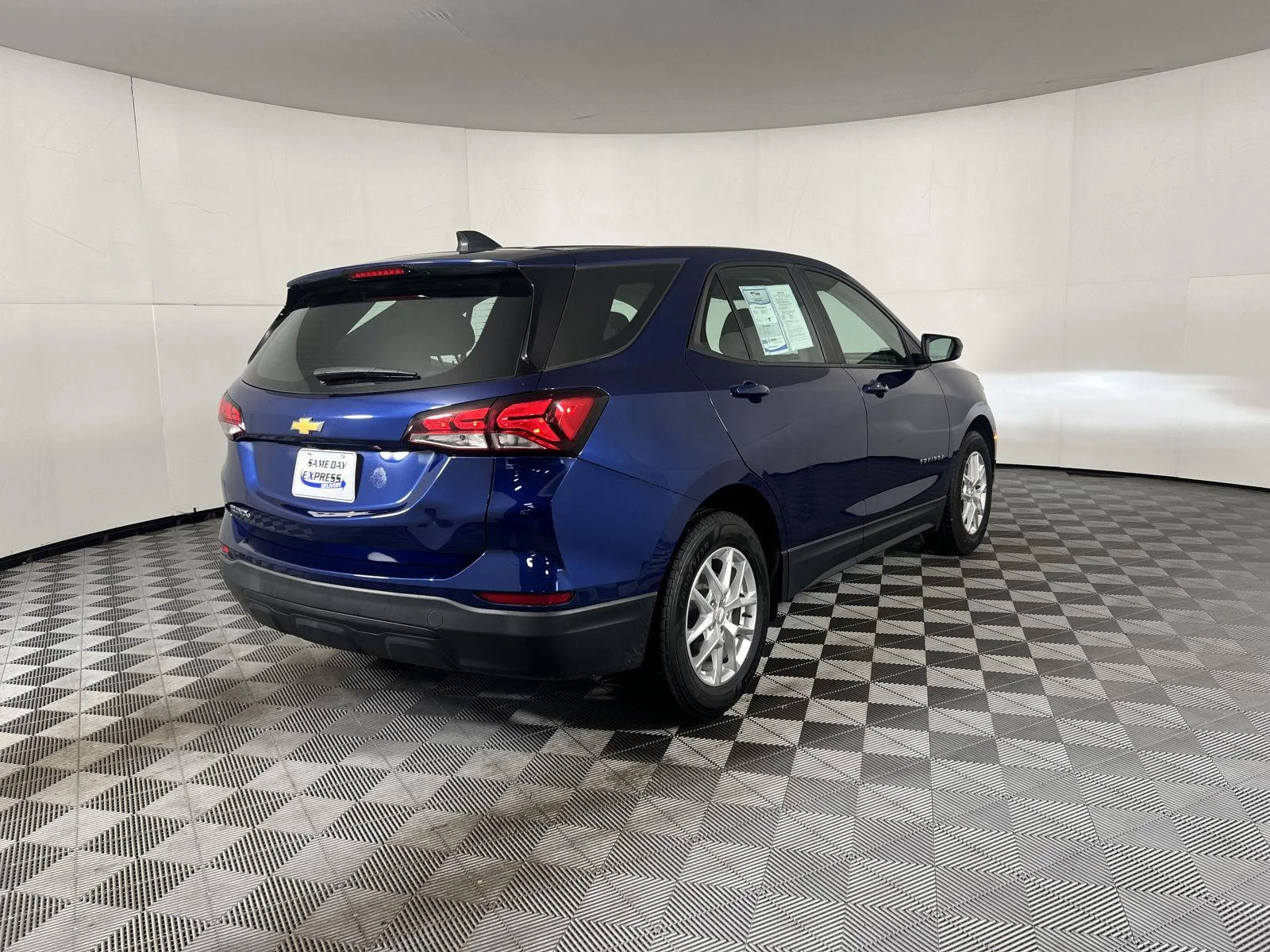 Used 2022 BLUE GLOW METALLIC Chevrolet LS image 26