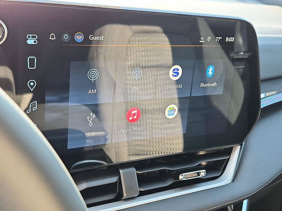 2027 Chevrolet Equinox LT - Photo 21