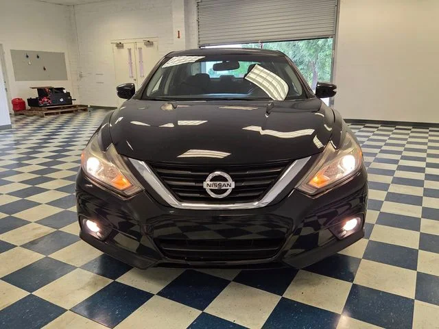 Used 2016 Nissan Altima SV with VIN 1N4AL3AP3GC292489 for sale in Warner Robins, GA
