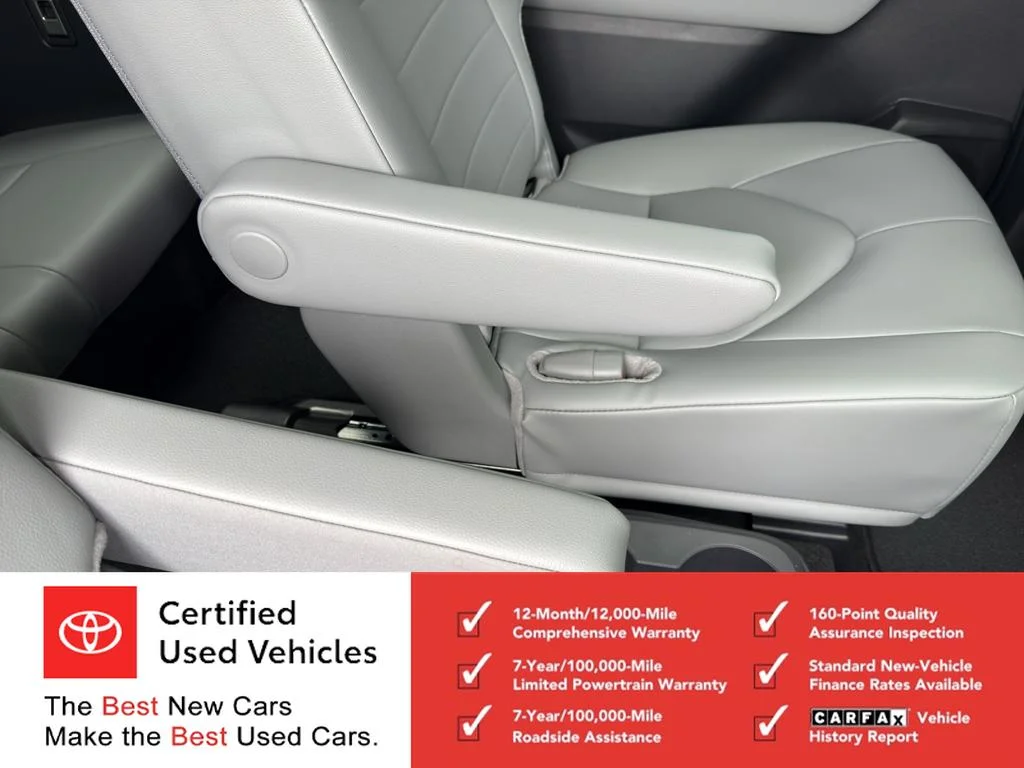 Used 2026 Ruby Flare Pearl Toyota Hybrid XLE image 15