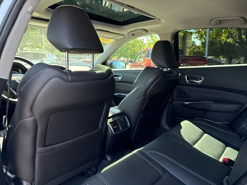 Used 2020 Silver Acura 3.5L Technology Pkg image 18