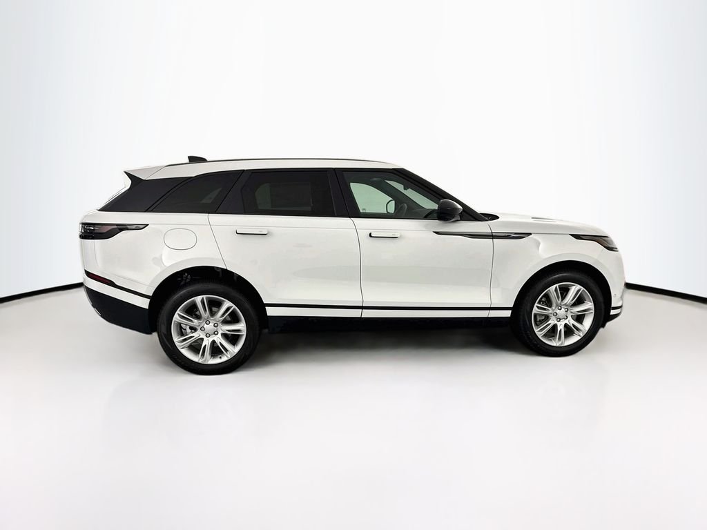 New 2026 Fuji White Land Rover S image 4