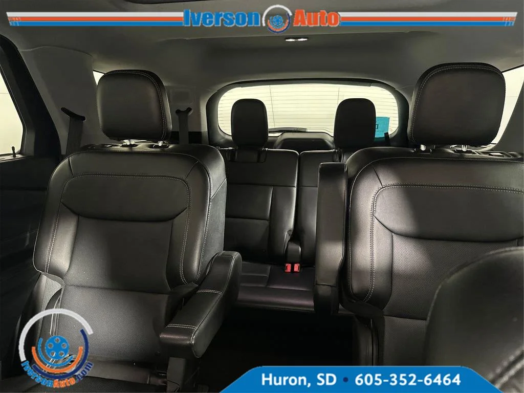 Used 2020 Atlas Blue Ford Limited image 20