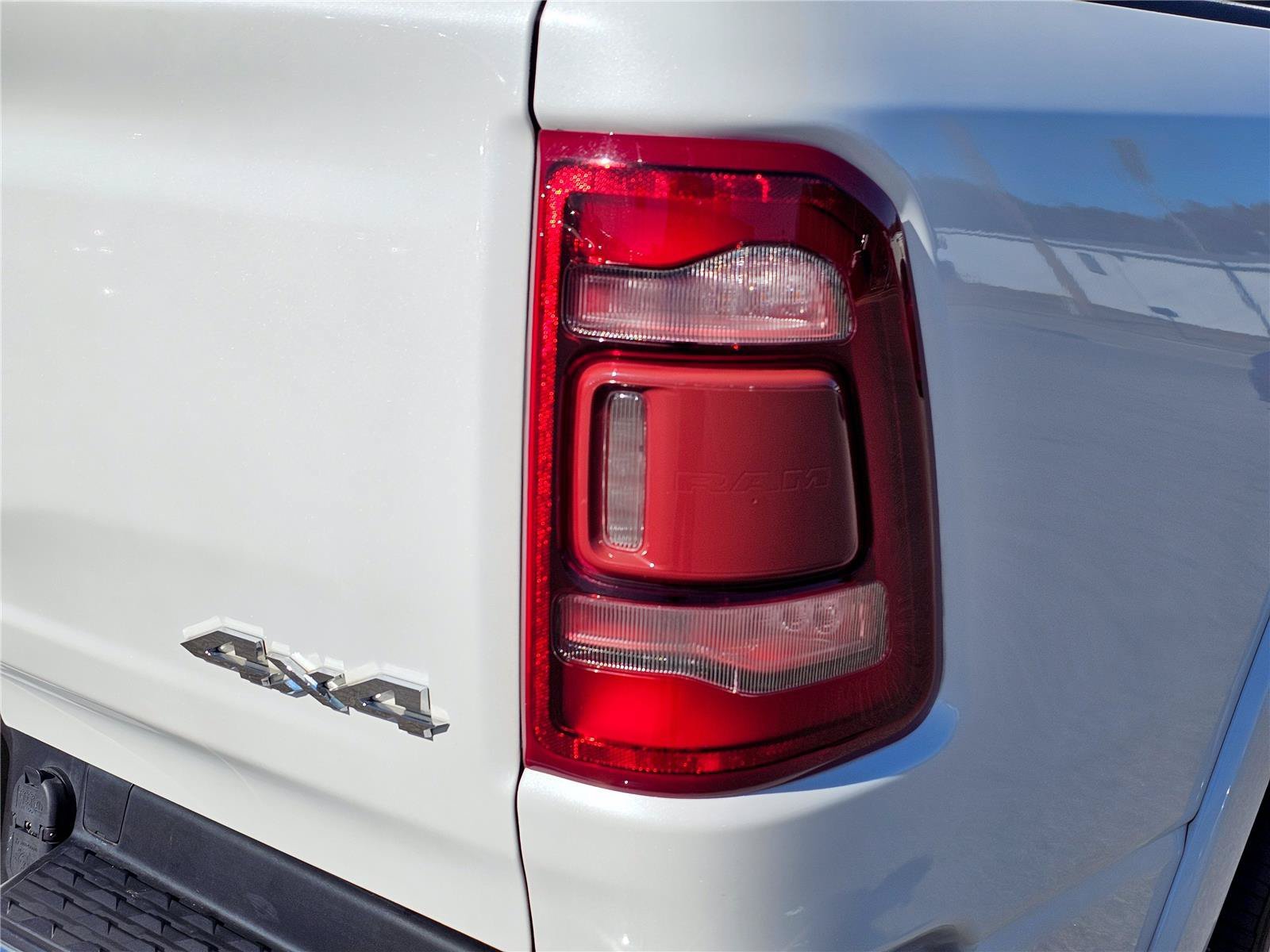 2022 RAM Ram 1500 Pickup Limited - Photo 9