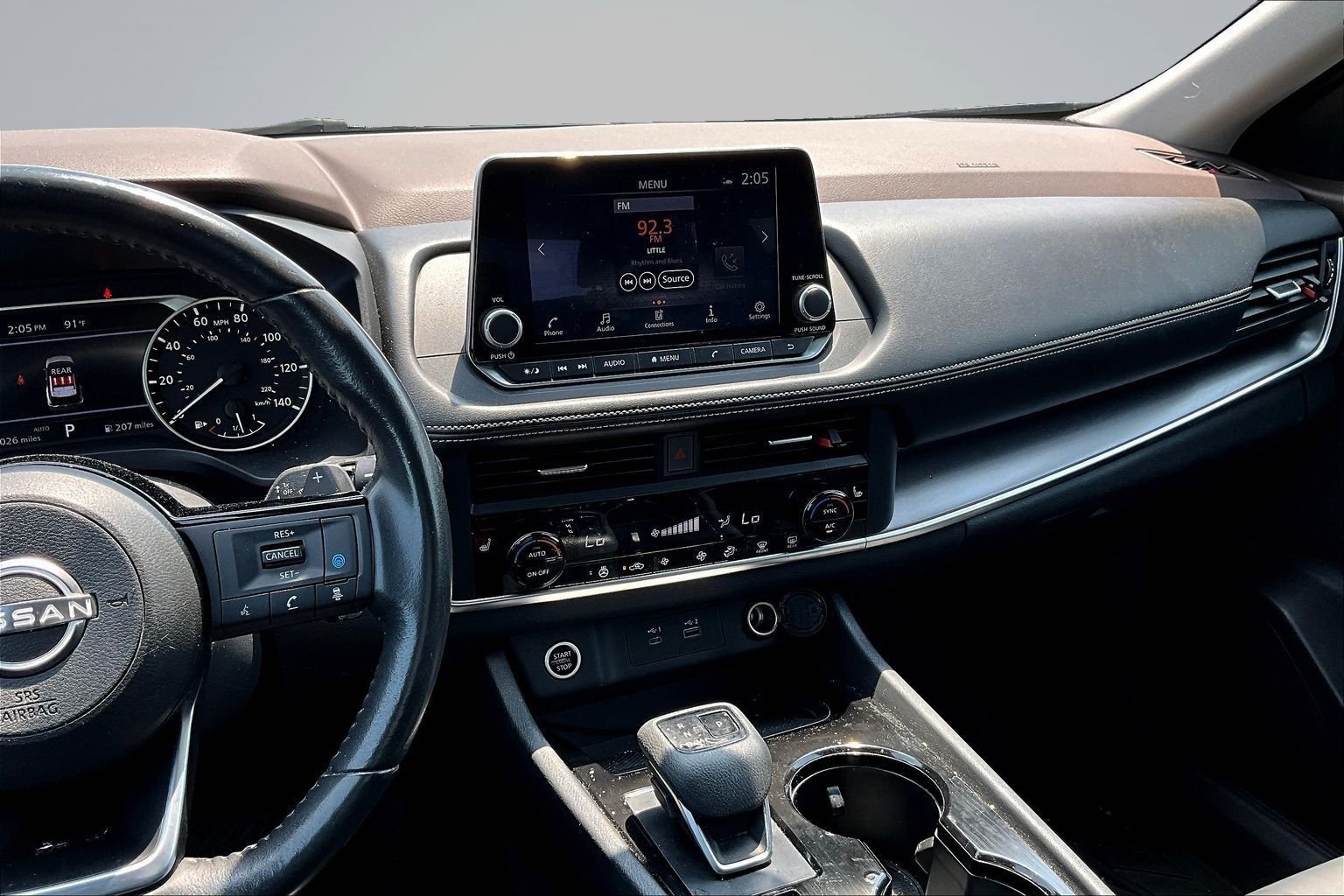 Used 2023 Black Nissan SV image 8