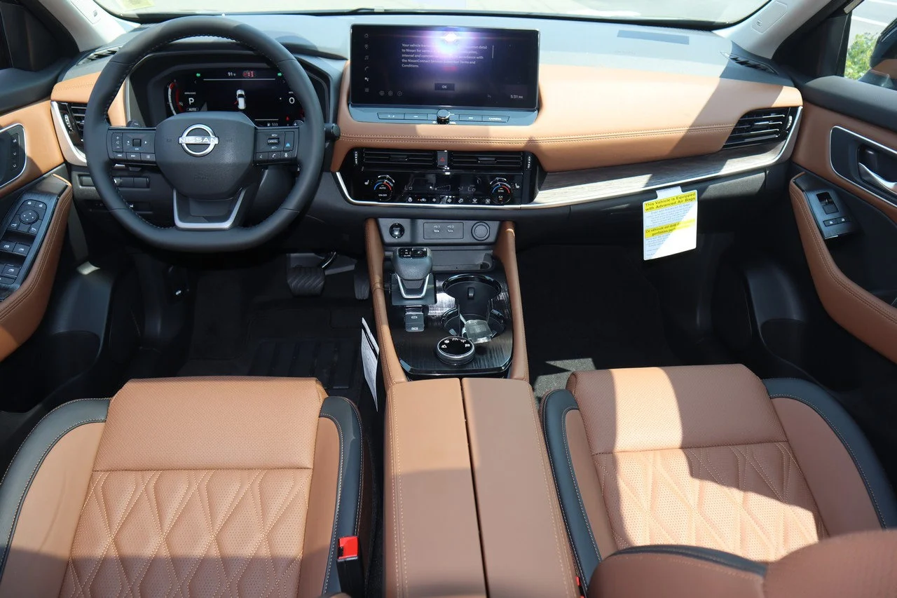 New 2026 Gun Metallic Nissan Platinum image 13