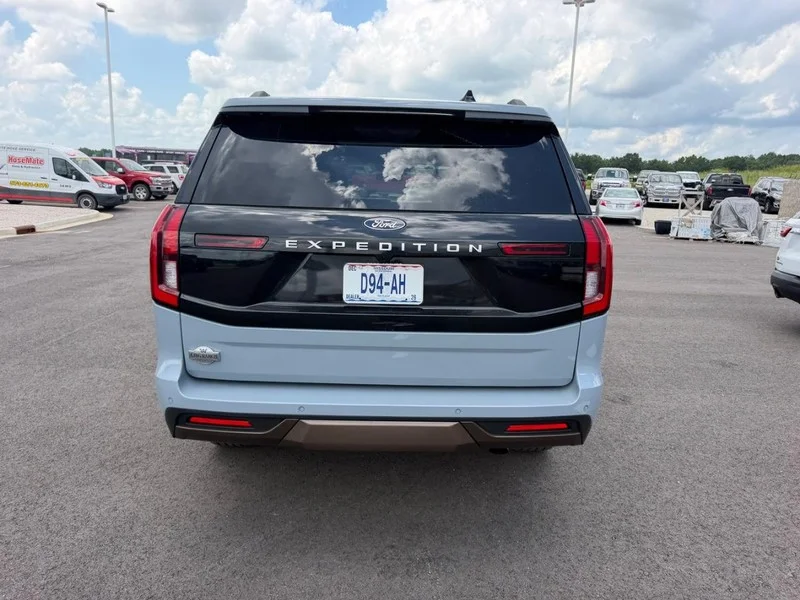 New 2027 Glacier Gray Metallic Tri-Coat Ford King Ranch® image 6