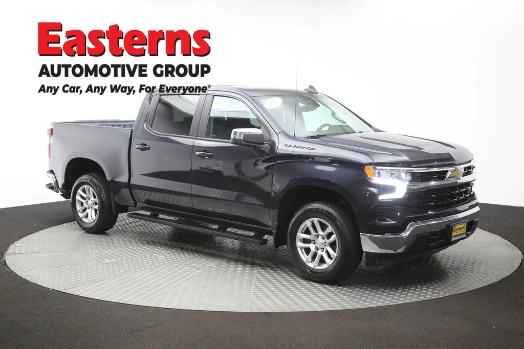 Used 2022 Gray Chevrolet LT image 48