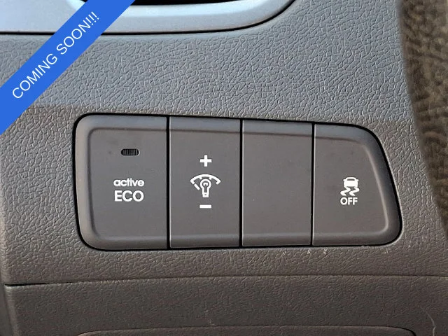 Used 2013 Gray Hyundai GLS image 29