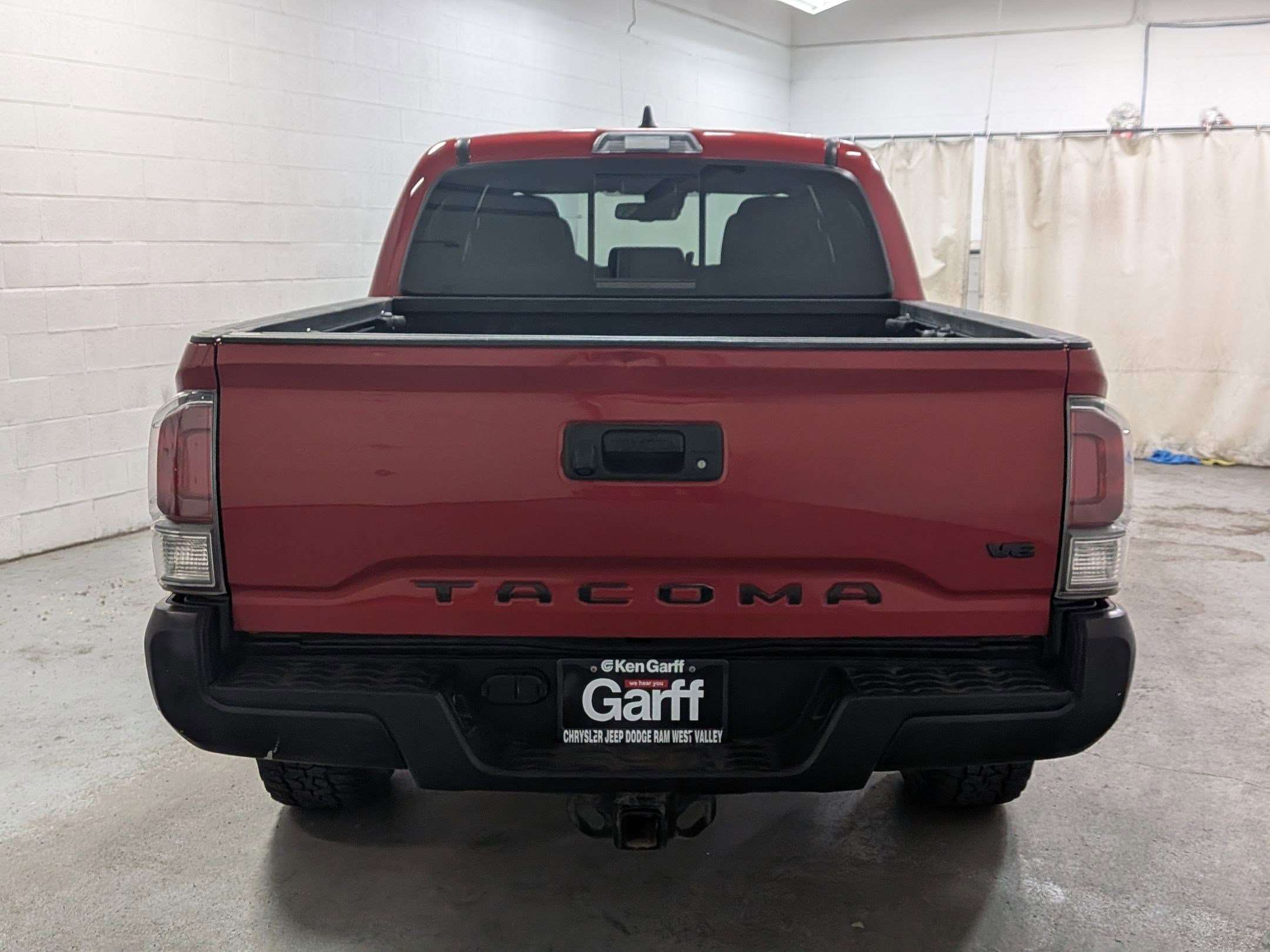 Used 2022 Barcelona Red Metallic Toyota SR image 5