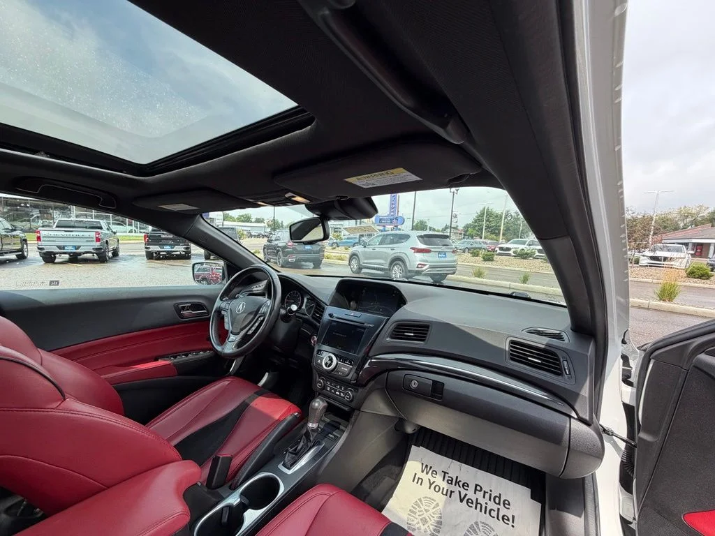 Used 2021 White Acura Premium and A-SPEC Packages image 39