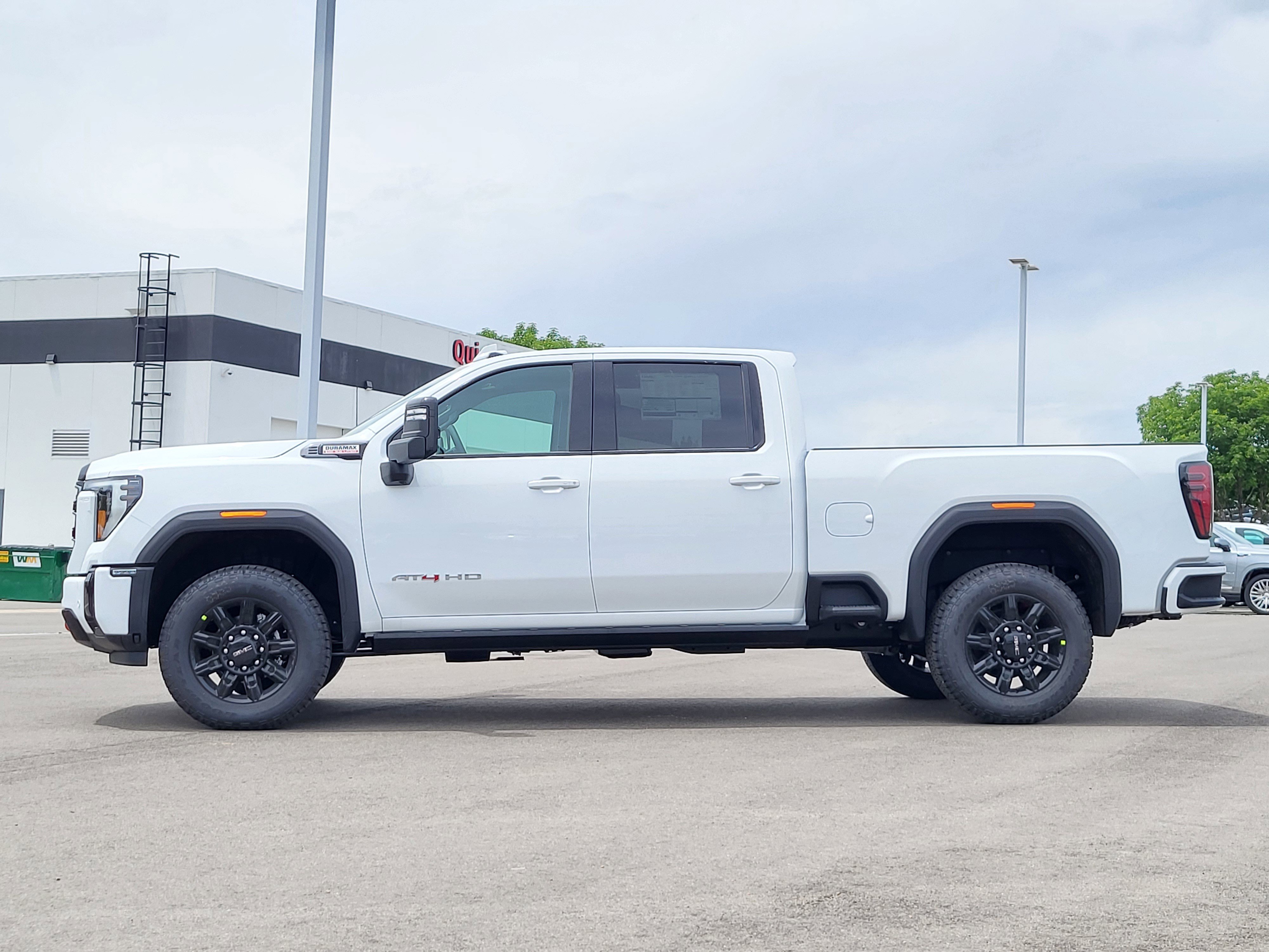 2026 GMC Sierra 3500HD AT4 - Photo 4