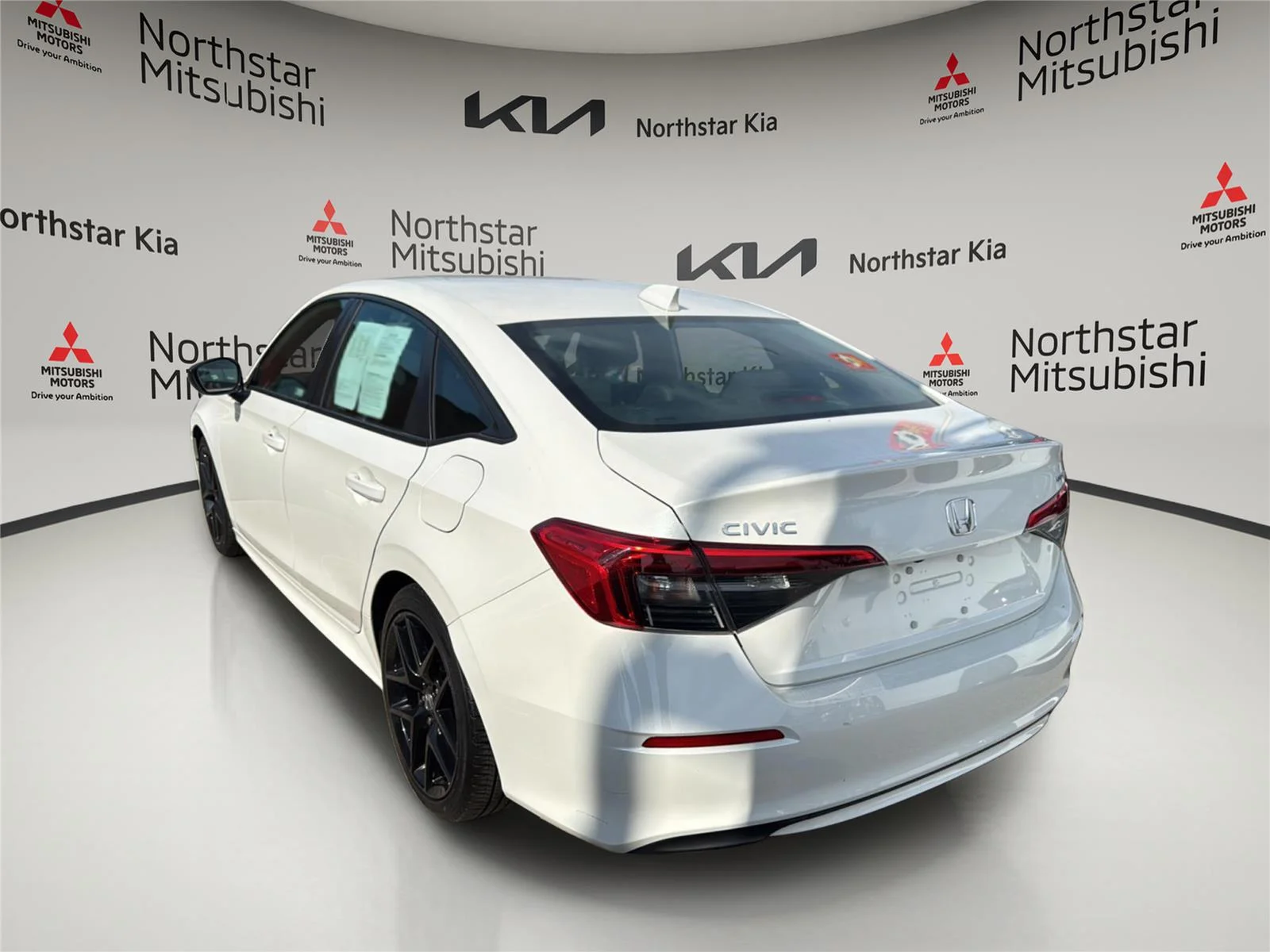 Used 2024 Platinum White Pearl Honda Sport image 3