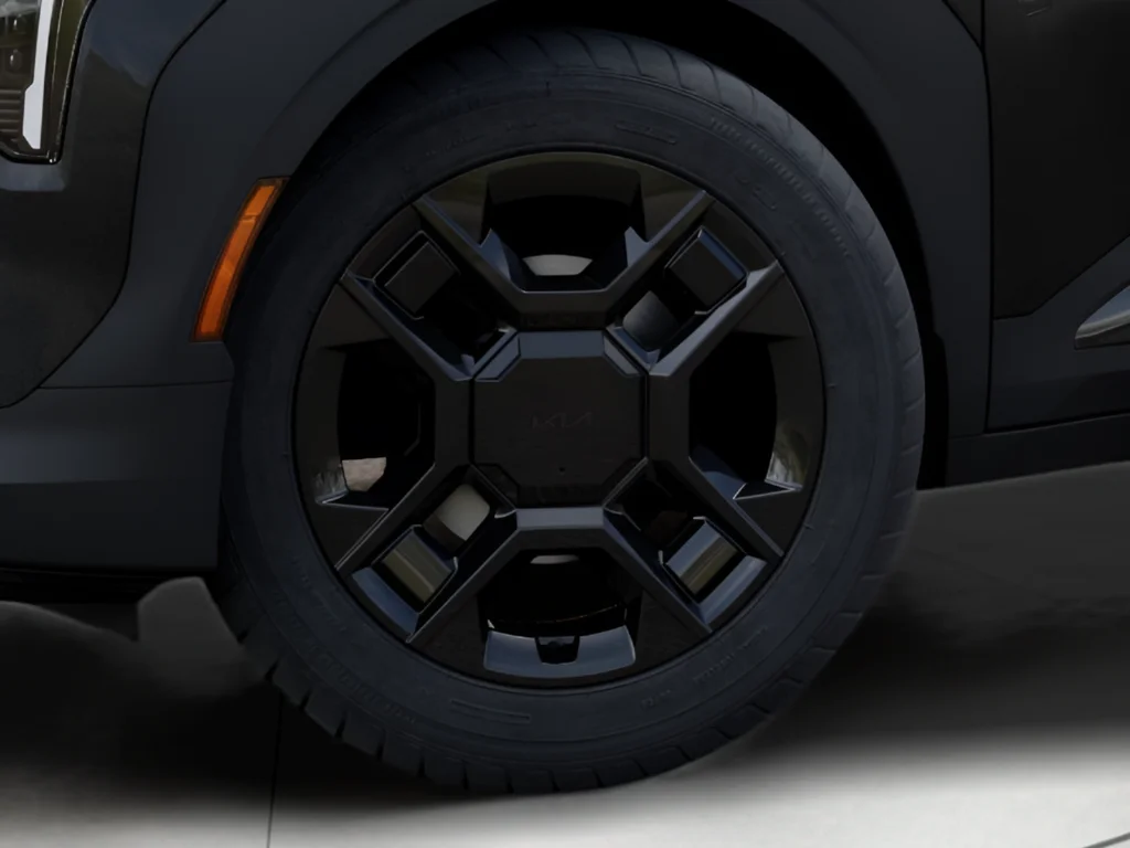 New 2027 Interstellar Gray Kia WIND image 24