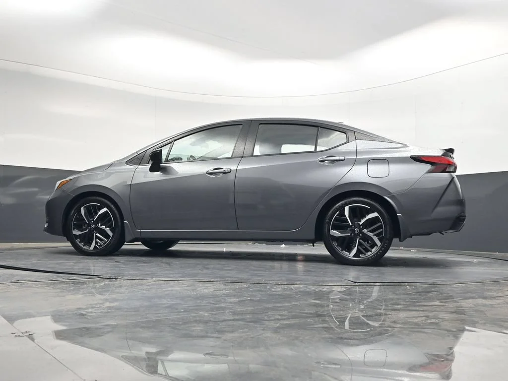 Used 2024 Gun Metallic Nissan 1.6 SR image 32
