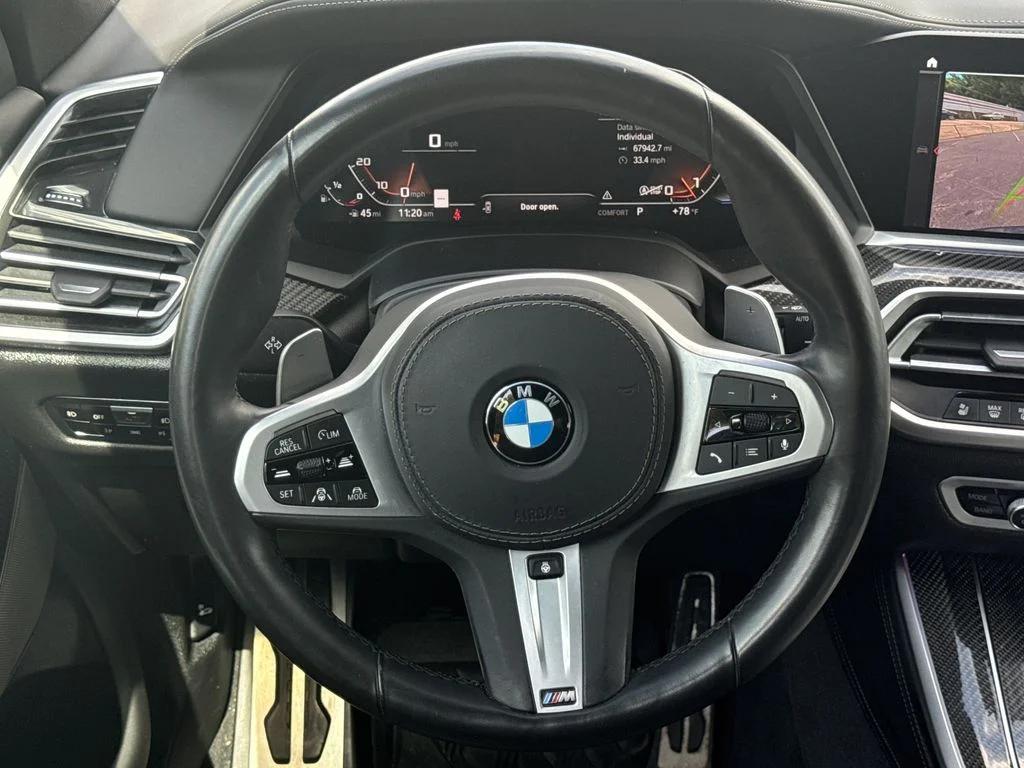 Used 2021 Black BMW M50i image 24