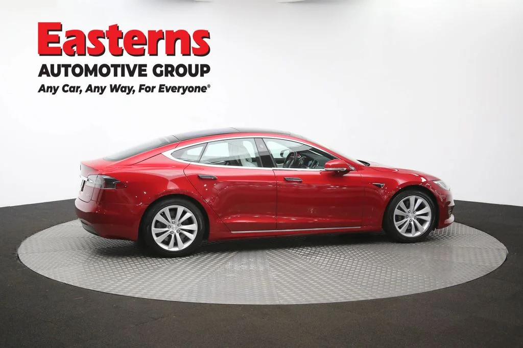 Used 2017 Red Tesla P100D image 41