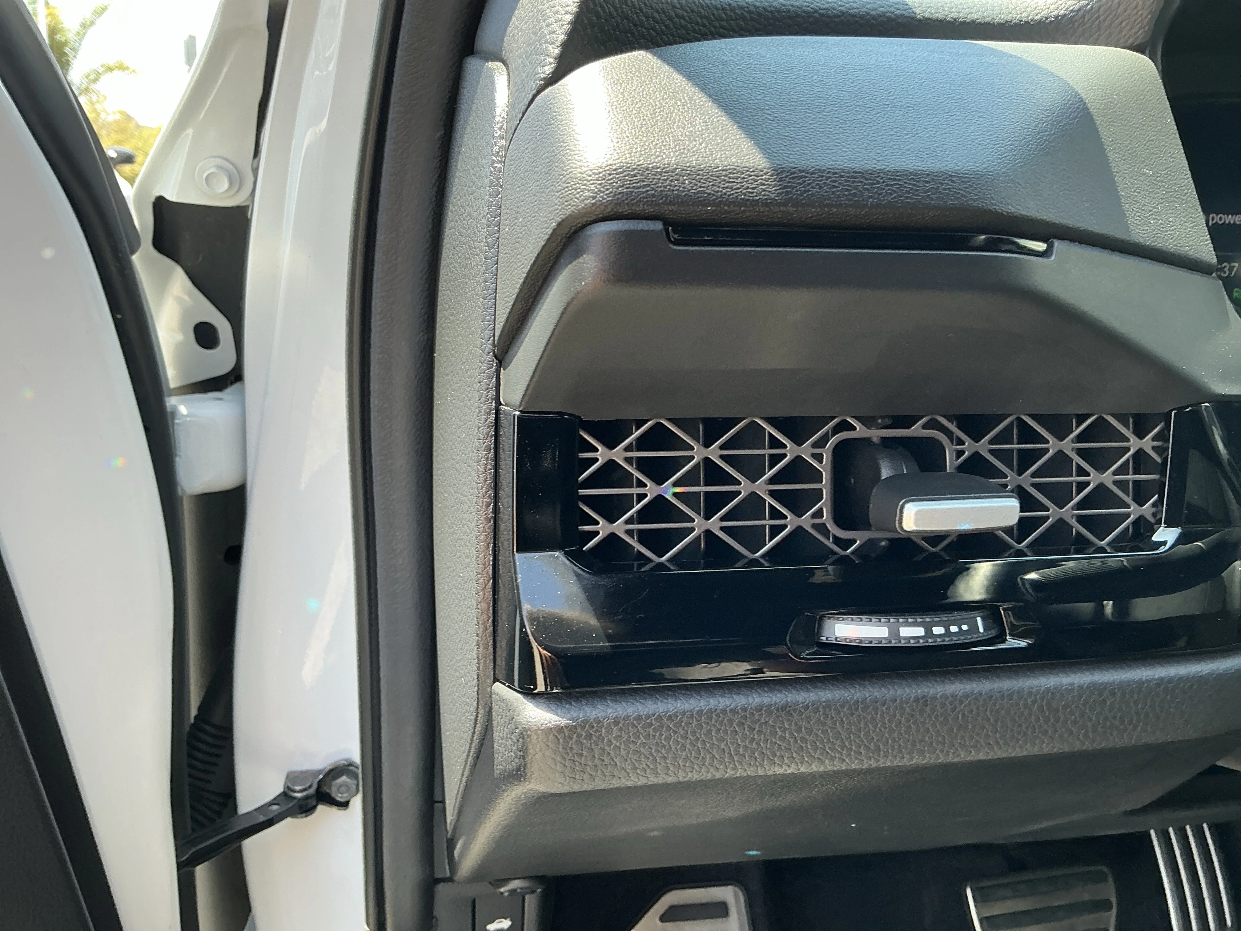2024 Honda Accord Hybrid Sport - Photo 18