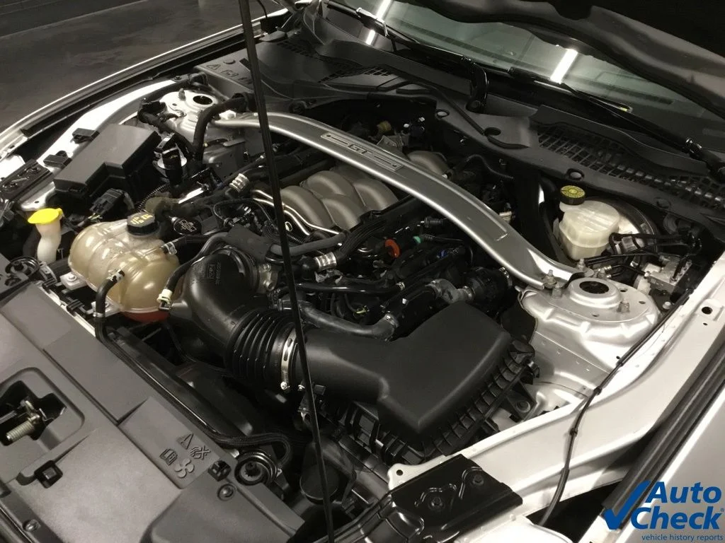 Used 2019 Silver Ford GT Premium image 43