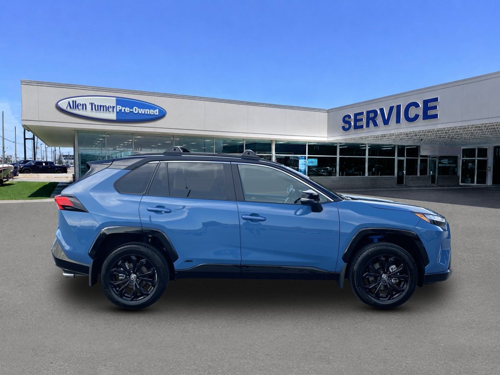 2024 Toyota RAV4 XSE - Photo 9