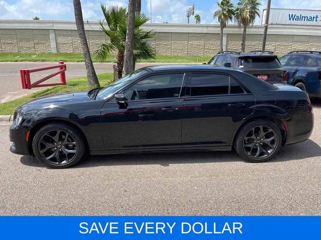 Used 2023 Black Chrysler Touring image 3