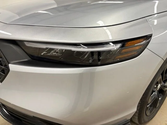 Used 2025  Honda SE image 9