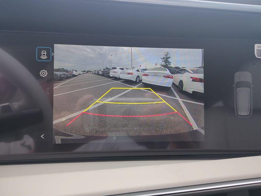 New 2027 Gray Hyundai Blue SEL 7P image 31