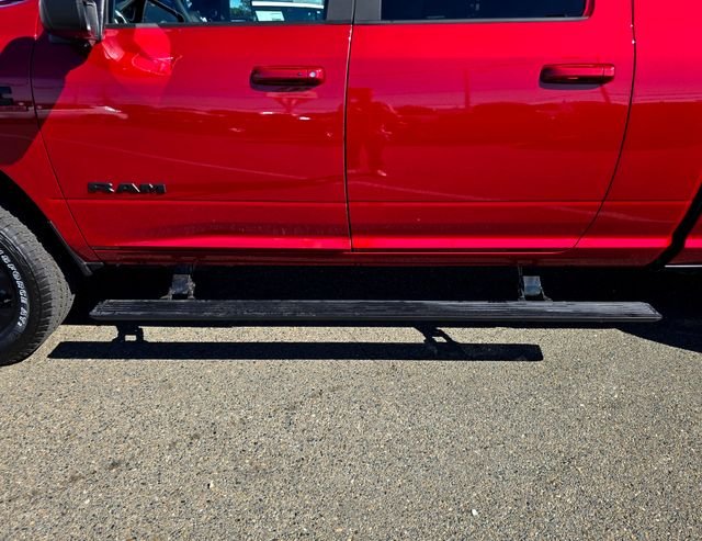 New 2026 Molten Red Pearl-Coat Exterior Paint RAM Laramie image 29