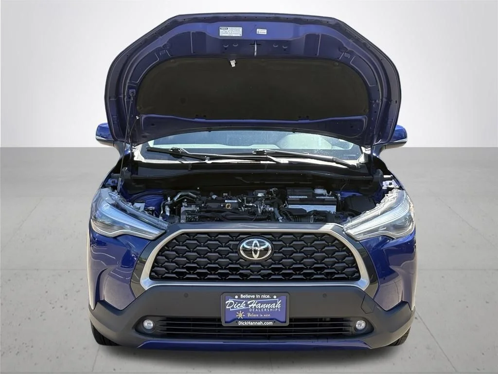 Used 2024 Blue Toyota XLE image 3