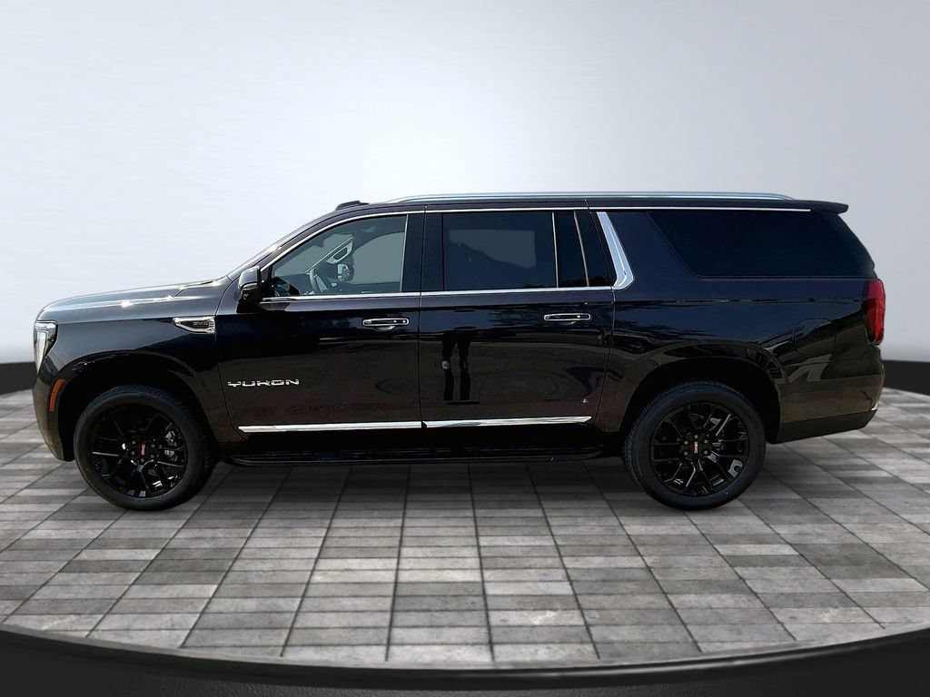 New 2026 Titanium Rush Metallic GMC Elevation image 15