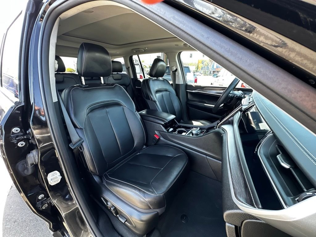 Used 2022 Black Jeep 4xe image 19