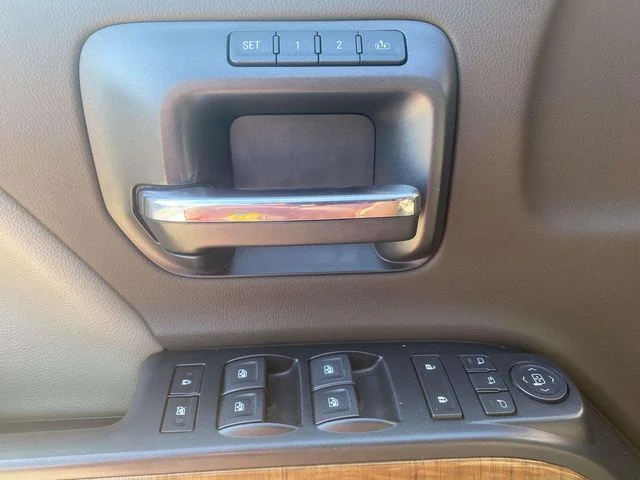 Used 2019 Red GMC SLT image 14