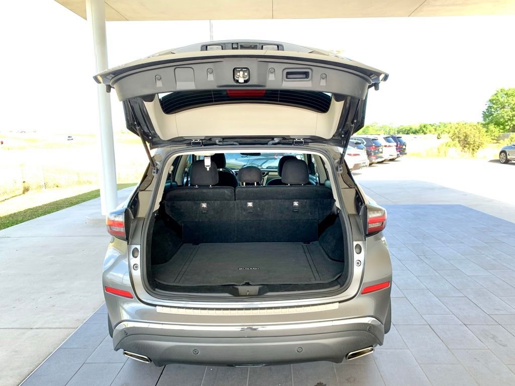 Used 2020 Gray Nissan SV image 20