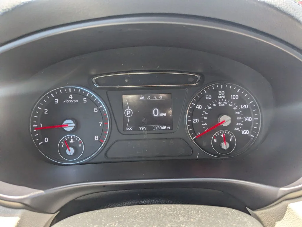 Used 2017 Snow White Pearl Kia EX image 15