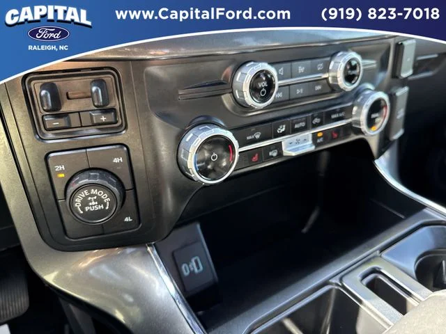 Used 2023 Black Ford XLT image 26