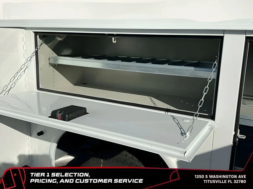New 2026 Summit White GMC Pro image 35