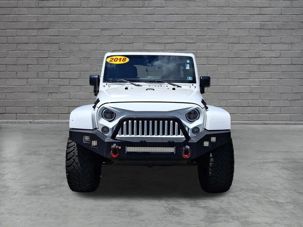 Used 2018 Bright White Clearcoat Jeep Sahara image 4