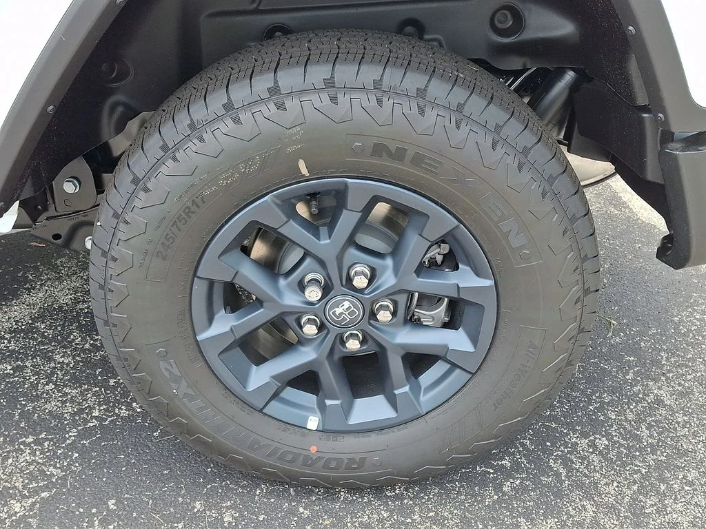 New 2026 Bright White Clear-Coat Exterior Paint Jeep 85th Anniversary Edition image 5