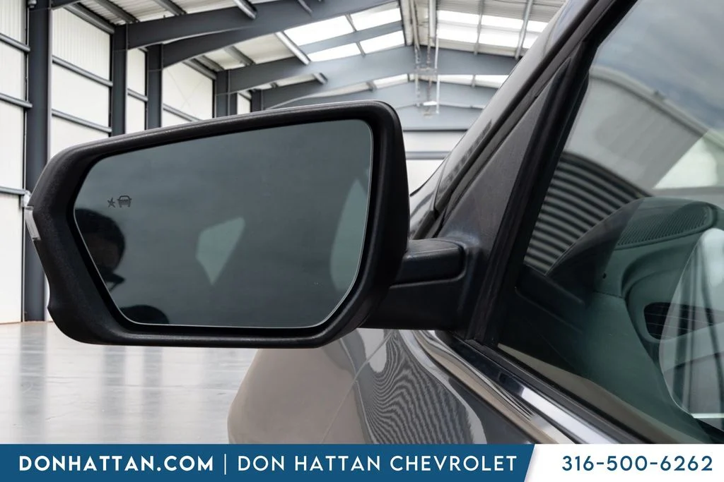 Used 2018 Gray Chevrolet LT image 26