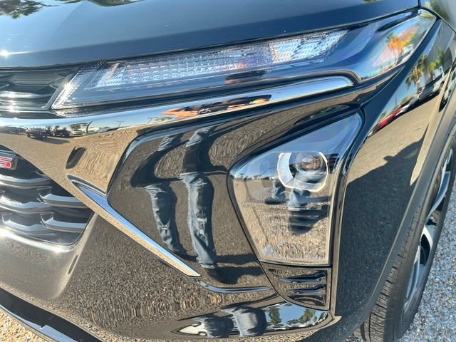 Used 2026 Mosaic Black Metallic Chevrolet 1RS image 4