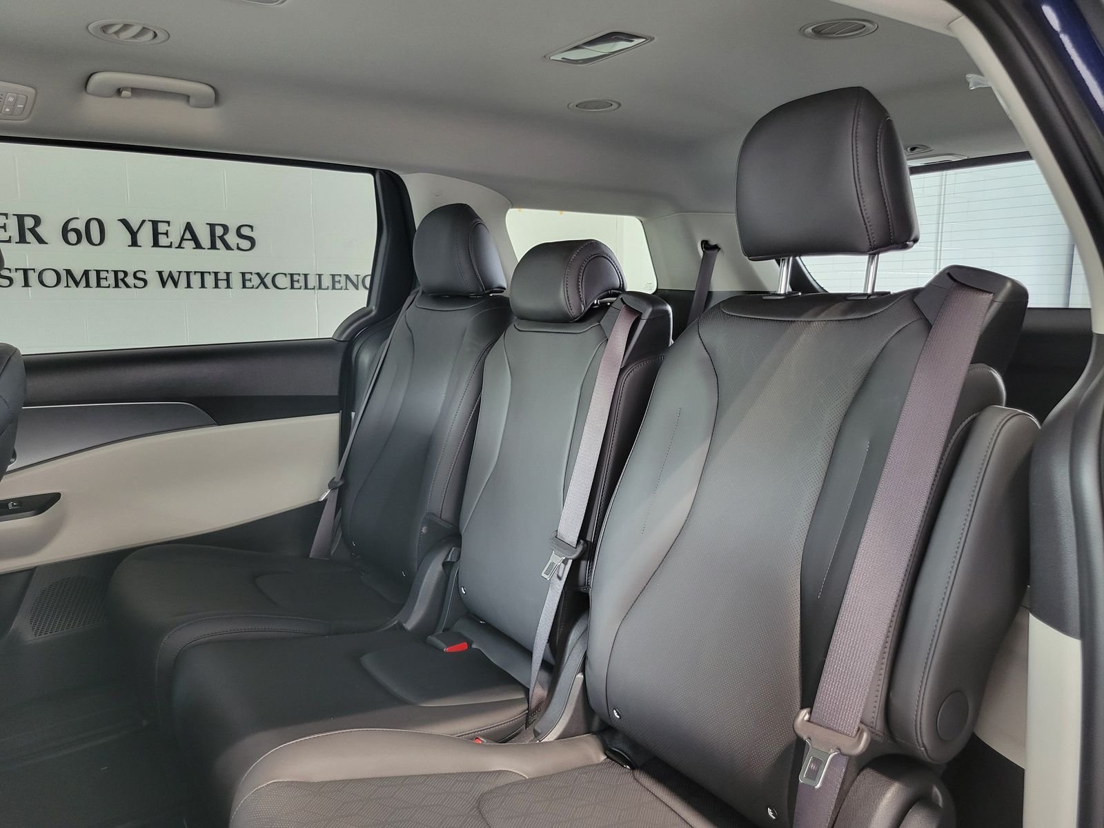 Certified Used 2024 Blue Kia LX Seat Package image 24