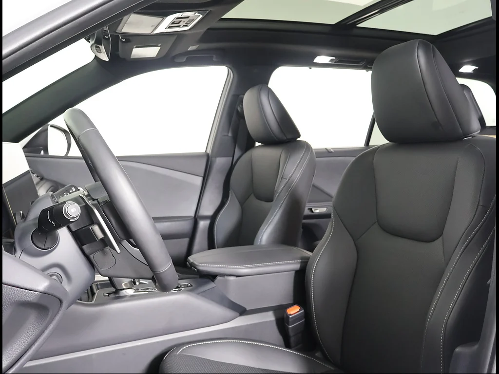 Certified Used 2024 WIND CHILL PEARL Lexus Premium image 7