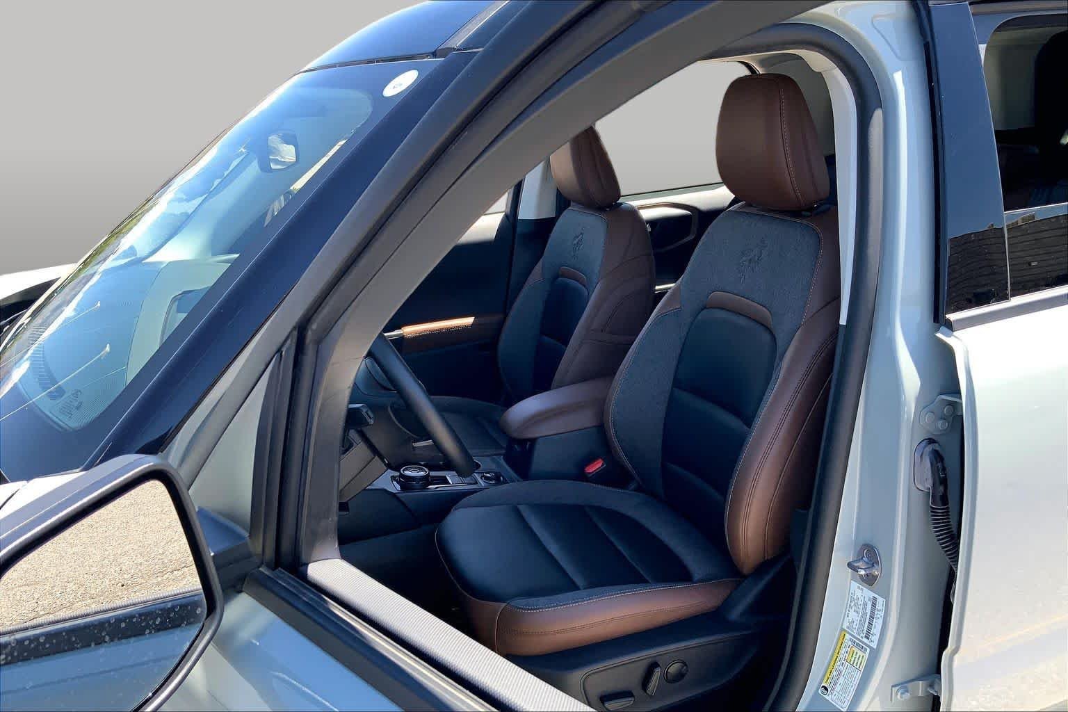 Used 2024 Cactus Gray Ford Outer Banks image 6
