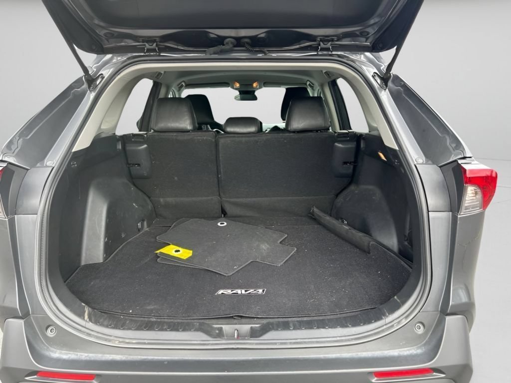 Used 2021 Magnetic Gray Metallic Toyota LE image 11